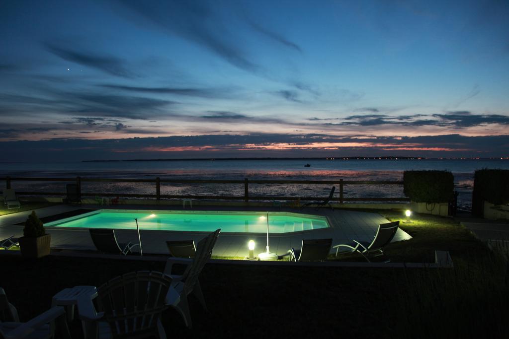 Beach Hotel - Le Grand Chalet Ронс-ле-Бен Экстерьер фото